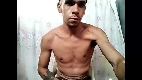 Snapshot of miguel_angelxxx chatting on February 2026 12:21:01 PM miguel online show from February 2026 12:21:01 PM