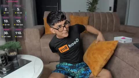 Snapshot of miguel_turqueza chatting on May 2026 11:34:01 PM miguel_turqueza online show from May 2026 11:34:01 PM