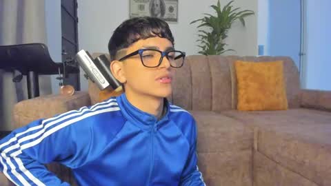 Snapshot of miguel_turqueza chatting on May 2026 08:41:01 AM miguel_turqueza online show from May 2026 08:41:01 AM