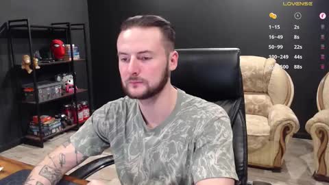 Misha Winchester online show from December 2025 11:17:01 AM