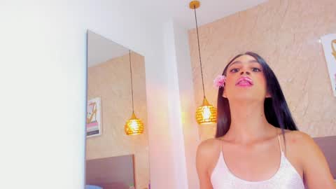 Miia online show from April 2026 12:05:02 PM