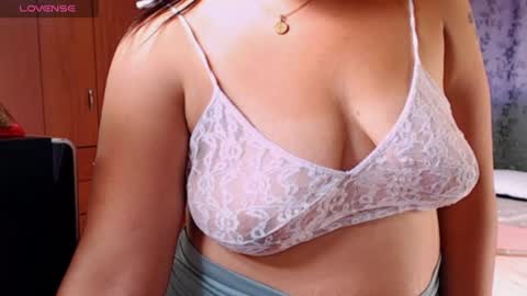 Snapshot of miia_big1boobs chatting on July 2026 04:02:02 PM miia big1boobs online show from July 2026 04:02:02 PM