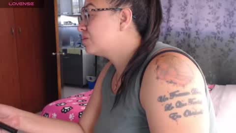 Snapshot of miia_big1boobs chatting on August 2026 02:04:02 PM miia big1boobs online show from August 2026 02:04:02 PM