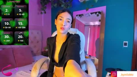 miia_bratz online show from October 2025 08:06:02 PM