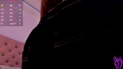 Miia Schwarz  online show from September 2025 09:49:02 PM