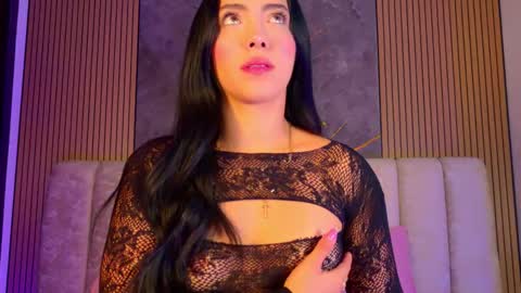 miia scoott  online show from December 2025 11:51:01 AM