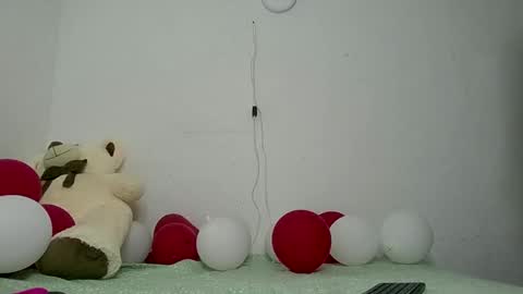 Snapshot of miia_smiith_0 chatting on June 2026 08:36:01 PM miia_smiith_0 online show from June 2026 08:36:01 PM