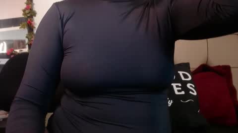 miia online show from November 2025 06:17:01 PM