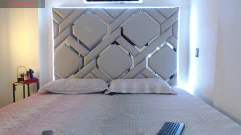 miiafire online show from April 2026 07:42:01 AM