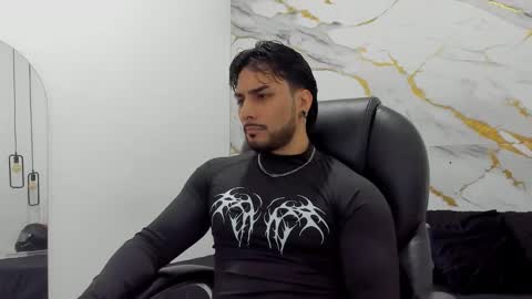 Daniel online show from January 2026 01:27:01 PM