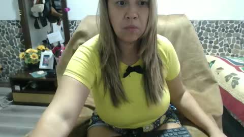 Miilu74 online show from December 2025 11:36:02 AM