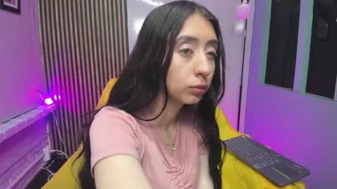 Snapshot of miilu__1 chatting on November 2025 04:13:02 AM miilu online show from November 2025 04:13:02 AM