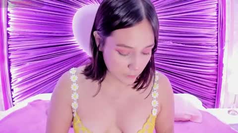 Snapshot of miiss_emmy chatting on April 2026 08:04:02 PM Emmy online show from April 2026 08:04:02 PM