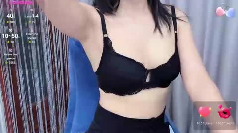 Ema online show from October 2025 12:52:02 AM