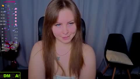 Snapshot of mika_bloom chatting on November 2025 02:06:01 AM Mika online show from November 2025 02:06:01 AM