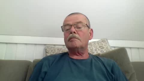 Snapshot of mikael42 chatting on May 2026 12:54:02 PM mikael42 online show from May 2026 12:54:02 PM