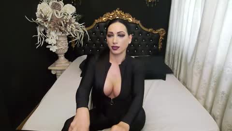 Mikaela online show from January 2025 07:31:01 AM
