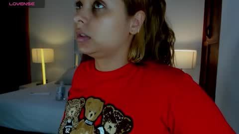 Mikaela blondie bigass online show from January 2026 12:22:02 PM