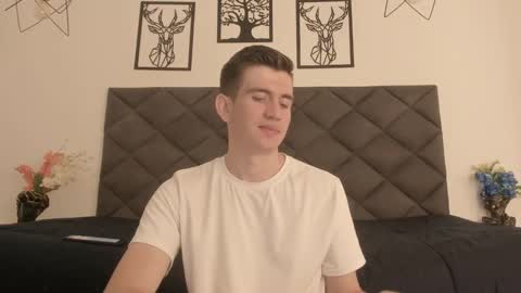 mikael online show from January 2025 03:48:01 AM