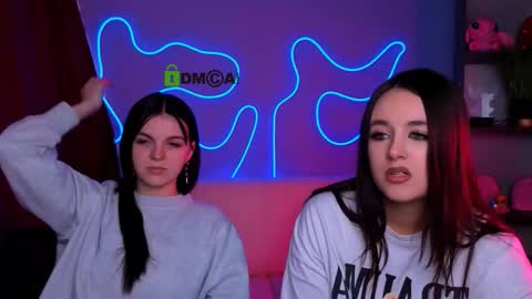 Mika online show from November 2025 11:32:02 AM