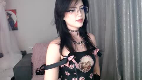 MikasaWaifu online show from September 2025 12:32:02 AM