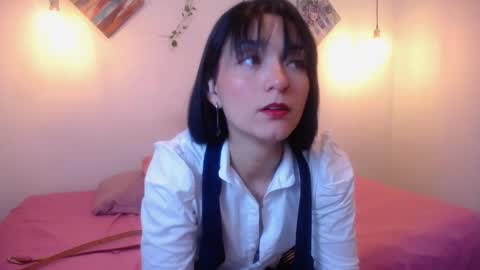mikaza online show from March 2026 01:06:01 PM