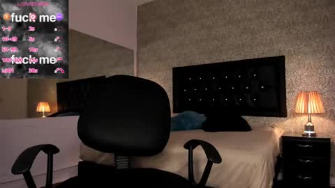 Snapshot of mike2_wills chatting on January 2025 03:39:02 AM Mike2 wills online show from January 2025 03:39:02 AM