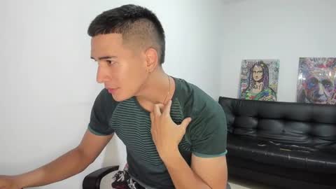 Snapshot of mike3xxx chatting on September 2025 12:21:02 AM mike3xxx online show from September 2025 12:21:02 AM