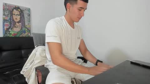 Snapshot of mike3xxx chatting on October 2025 02:30:02 AM mike3xxx online show from October 2025 02:30:02 AM