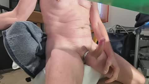 Snapshot of mike4playhot chatting on October 2025 02:06:01 PM mike4playhot online show from October 2025 02:06:01 PM