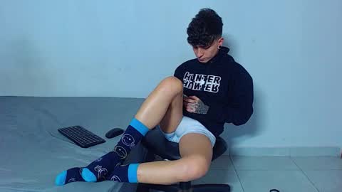 Mike IMDEPENDIENT MODEL online show from March 2026 03:34:01 AM