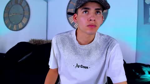 Mike 0233 online show from December 2024 06:21:01 AM