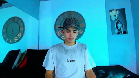 Mike 0233 online show from January 2025 03:52:01 AM