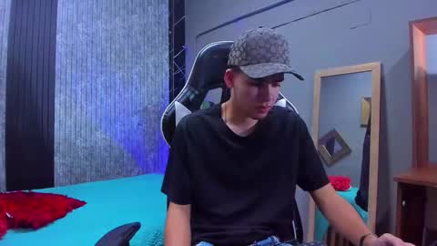 Mike 0233 online show from March 2025 04:12:02 AM