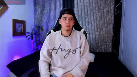 Mike 0233 online show from September 2025 05:11:02 AM