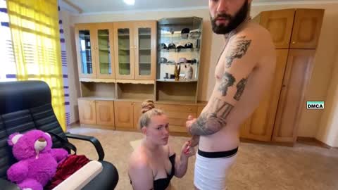 Snapshot of mike_and_anna_ chatting on February 2025 06:23:01 PM Mike and anna online show from February 2025 06:23:01 PM