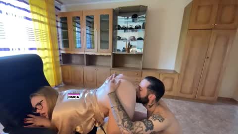 Snapshot of mike_and_anna_ chatting on September 2025 12:40:02 PM Mike and anna online show from September 2025 12:40:02 PM