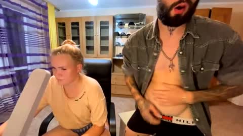 Mike and anna online show from April 2026 08:28:02 PM