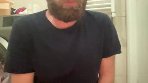 MIke online show from December 2025 11:01:02 PM