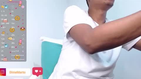 Snapshot of mike_black_22 chatting on October 2025 04:51:01 PM Mike online show from October 2025 04:51:01 PM