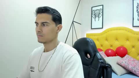 Snapshot of mike_conors chatting on February 2026 01:57:02 AM Mike online show from February 2026 01:57:02 AM