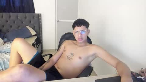 Snapshot of mike_master9 chatting on October 2025 11:22:02 AM mike_master9 online show from October 2025 11:22:02 AM