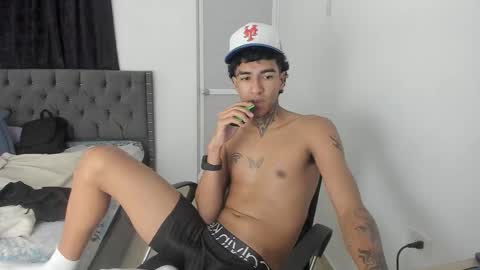 Snapshot of mike_master9 chatting on November 2025 12:11:02 AM mike_master9 online show from November 2025 12:11:02 AM