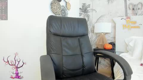 Snapshot of mike_montoya chatting on October 2025 05:37:01 AM Mike Montoya online show from October 2025 05:37:01 AM