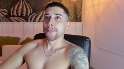 Snapshot of mike_montoya chatting on November 2025 05:07:02 AM Mike Montoya online show from November 2025 05:07:02 AM