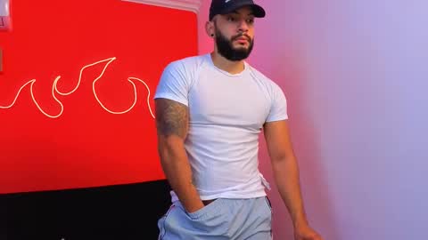 Mike online show from December 2025 12:23:02 PM