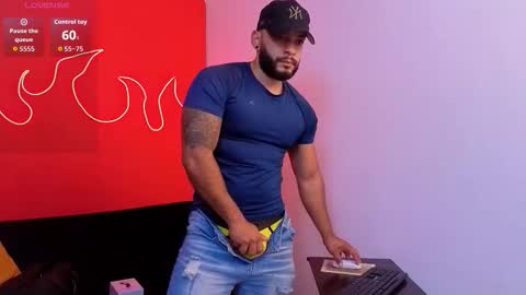 Snapshot of mike_savage3 chatting on March 2026 12:18:01 PM Mike online show from March 2026 12:18:01 PM