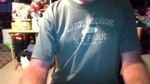 Snapshot of mikeb3200 chatting on September 2025 02:17:01 AM mikeb3200 online show from September 2025 02:17:01 AM