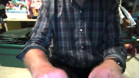 Snapshot of mikeb3200 chatting on January 2026 03:34:01 AM mikeb3200 online show from January 2026 03:34:01 AM