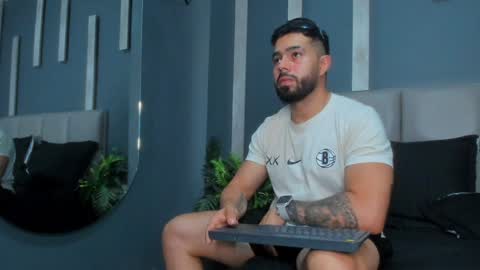 Mike Blare online show from February 2025 07:42:01 PM